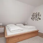 Falkenhaus Гретзиль